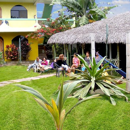 Hostal Maxima Puerto López Εξωτερικό φωτογραφία