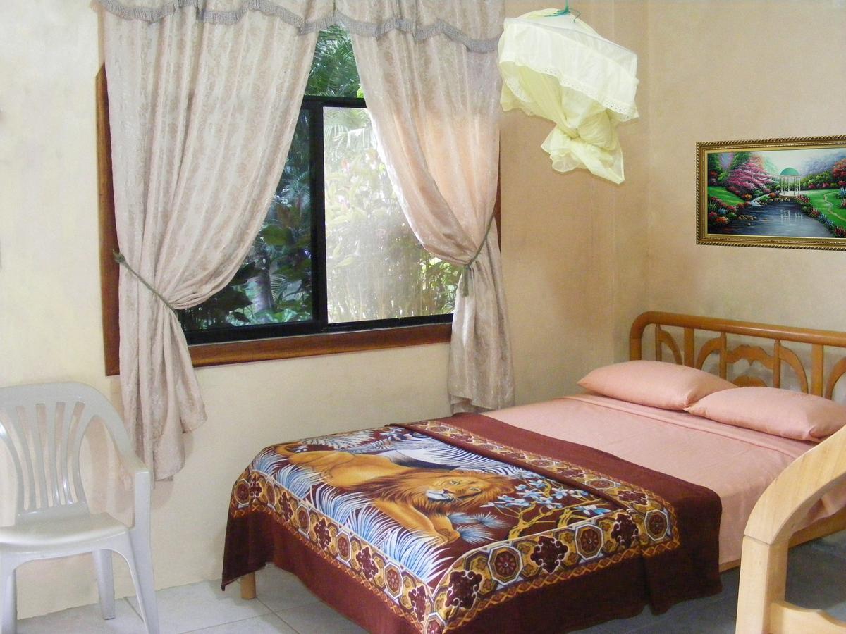 Hostal Maxima Puerto López Εξωτερικό φωτογραφία
